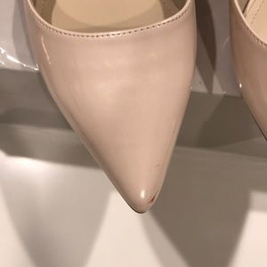 Marc Fisher Shoes - Marc Fisher Rise Slingback Pearl Flats (Size 8.5) Marc Fisher Shoes - Marc Fisher Rise Slingback Pearl Flats (Size 8.5)
